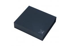 China Recyclable 157gsm Custom Flip Top Boxes With Magnetic Closure supplier