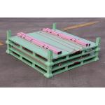 Wire mesh container used in storing goods in warehouse