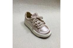 China Women luxury thick-soled sport shoes with light weight supplier