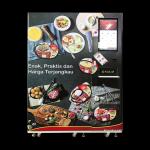 Mobile Light Meal Fast Food Vending Machine Convenient With Customized Sticker
