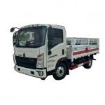 HOWO 4X2 8 Tons Load Gas Cylinder Transport Truck Euro III Standard 2 Axle for sale