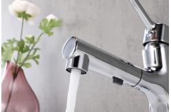 China OEM ODM Bathroom Faucets With Pull Out Sprayer Rust Resistant Finish supplier