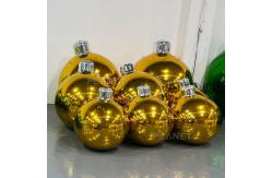 China Double Layer PVC Giant Inflatable Christmas Ormanets with Mirror Effect supplier