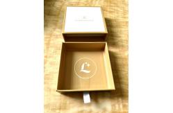 China Custom Size Cosmetic Printed Boxes Iso14001 Deboss 3D UV supplier