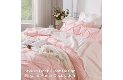 China 3 Pieces Pink Lightweight Pinch Pleat Comforter Set All Season Alternative supplier