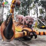 Lifelike Realistic Animatronic Animals Scorpions Fight With Ants Sun Resistance for sale
