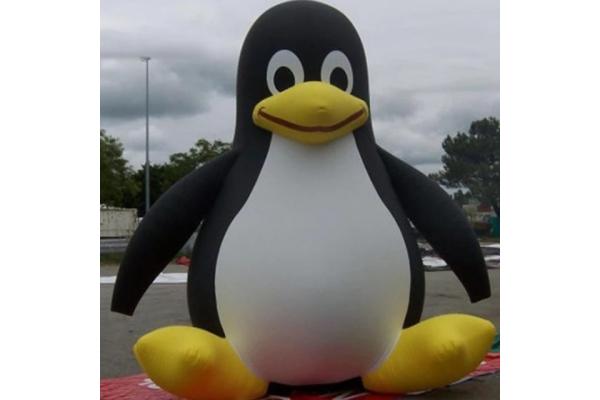 Hot sell giant inflatable pengiun animals model