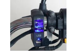 China Handlebar Motorcycle Charging Port With Lamp 5V 2A USB Charger supplier