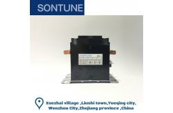 China Heating 2 Pole Air Conditioning Subcontractors Fixed Plastic Texture High Durability supplier