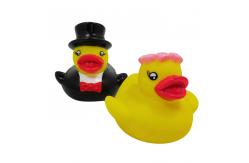 China Decorations Yellow Floating Duck Toy / Floating Rubber Ducks Phthalate Free supplier