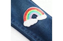 China Slim Fit Style Whisker Baby Girl Jeans Pants With Sequin Patch Design supplier