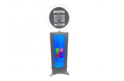 China Head Tilt Ipad Photo Booth Stand With Light Photobooth Ipad With Lcd Display supplier