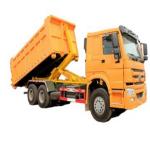 EURO 2 Rear Hook Lift Garbagetrucks With Bin Hydraulic Hook Arm Sinotruk Howo 4x2 6x4 20CBM 25CBM 18m3 20m3 for sale