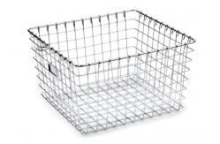 China High Strength Metal Sterilization Trays Wire Basket Stackable For Washing Processes supplier