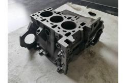China Foundry Low Pressure Aluminum Casting Three Cylinder Block supplier