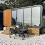 High Quality Apple House Boutique Coffee Shop Leisure Cottage Stay for sale