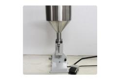 China Viscous Liquid Manual Filling Machine For Beekeepers In Apicutura supplier
