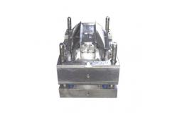 China High Quality Automotive Plastic Injection Mould OEM P20 NAK80 S136 supplier