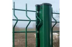 China Curvy 3d Wire Mesh Fence Galvanized Welded Triangle Pvc Coated supplier