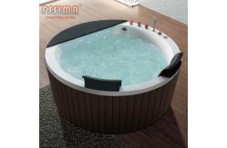 China Jacuzzi Jetted Freestanding Round Soaking Tub For Two Indoor Led Spa supplier