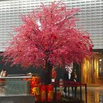 Artificial Japanese Maple Blossom Tree Wedding Table Roses Wisteria Flower White Pink Cherry Peach Tree for sale