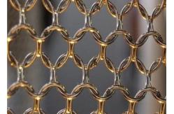 China Gold Fireproof Chainmail Ring Mesh Curtain 3.8mm-50mm Aperture supplier