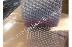 China Diamond Brick Wire Mesh 10-30cm Width 10-100m Length 12*25mm Hole supplier