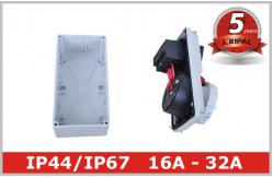China IP67 Weatherproof Industrial Interlocked Switch Socket Outlet for Plug supplier