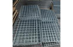 China 40mm Bearing Bar Spacing Cross Rod Grating Heavy Duty Walkways supplier
