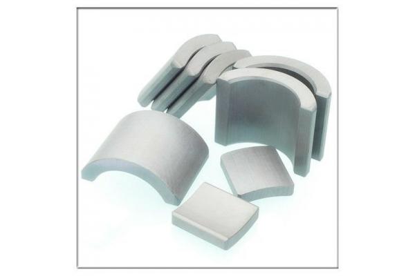 ISO TS16949 Ferrite Arc Shaped Magnets OEM Ferrite Segment Magnet