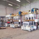 Waste Kraft Paper Pressed Wood Pallet Machine With Double Moulds for sale