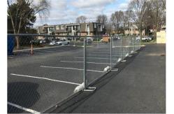 China Hot Dipped Galvanized Temporary Mesh Fencing , Chain Link Wire Mesh Fencing supplier