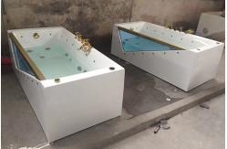 China Freestanding Jacuzzi Hydromassage Bathtub 1 Person  Eco Friendly Material supplier