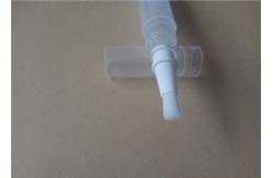 China Long Lasting Lip Gloss Pencil Packaging 4ml Waterproof PP With Free Sample supplier