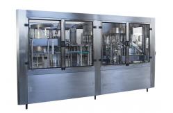 China SGS Complete PET Bottled Drinking Water Filling Machines / Mineral Water Bottling Machine supplier