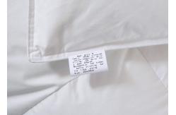 China Off White 200cm Width 230cm Length Duck Down Duvet supplier