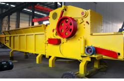 China Pallet shredder crusher drum wood chipper for sale, mobile chipper machine supplier