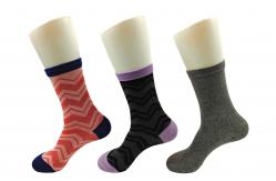 China Elastic Persistant Elastane Diabetic Friendly Socks With Sweat Absorbent Surface supplier