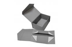China Custom Clothing Magnetic Packaging Box Matt / Glossy Lamination Rectangle Shape supplier