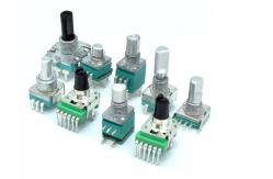 China 5 Pin 1KΩ  Potentiometer With Push Button Switch 9mm supplier