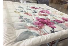 China Polyester Fabric Soft Printed 260x260cm Polyfill Quilted Quilt supplier