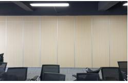 China Movable Modular Acoustic Folding Wall Partitions For Banquet Hall supplier