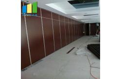 China Movable Wood Folding Partition Walls For Conference Room Decoration supplier