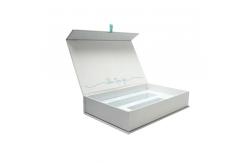 China PMS Cosmetic Packaging Box Recyclable Folding Magnetic Gift Box for Perfume Bottle supplier