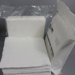 Knit 2 Ply Cleanroom Polyester Wipes Lint Free Sterile Wipes Ultrasonic Sealed Edge
