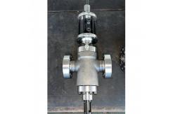 China Hydraulic Gate Valve 2 1/16 5000psi For High Pressure Applications supplier