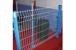 China Green 3D Curvy Welded Wire Mesh Fence with peach posts supplier