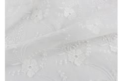 China Dubai Guipure White Embroidered Lace Fabric Fabric , Scalloped Edge Lace Fabric supplier