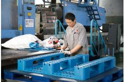 China Nestable Plastic Pallet manufacturer
