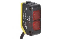 China Banner Engineering Q20PFF100 Rectangular Photoelectric Sensor 100mm 10-30VDC PNP Cable Q20 supplier